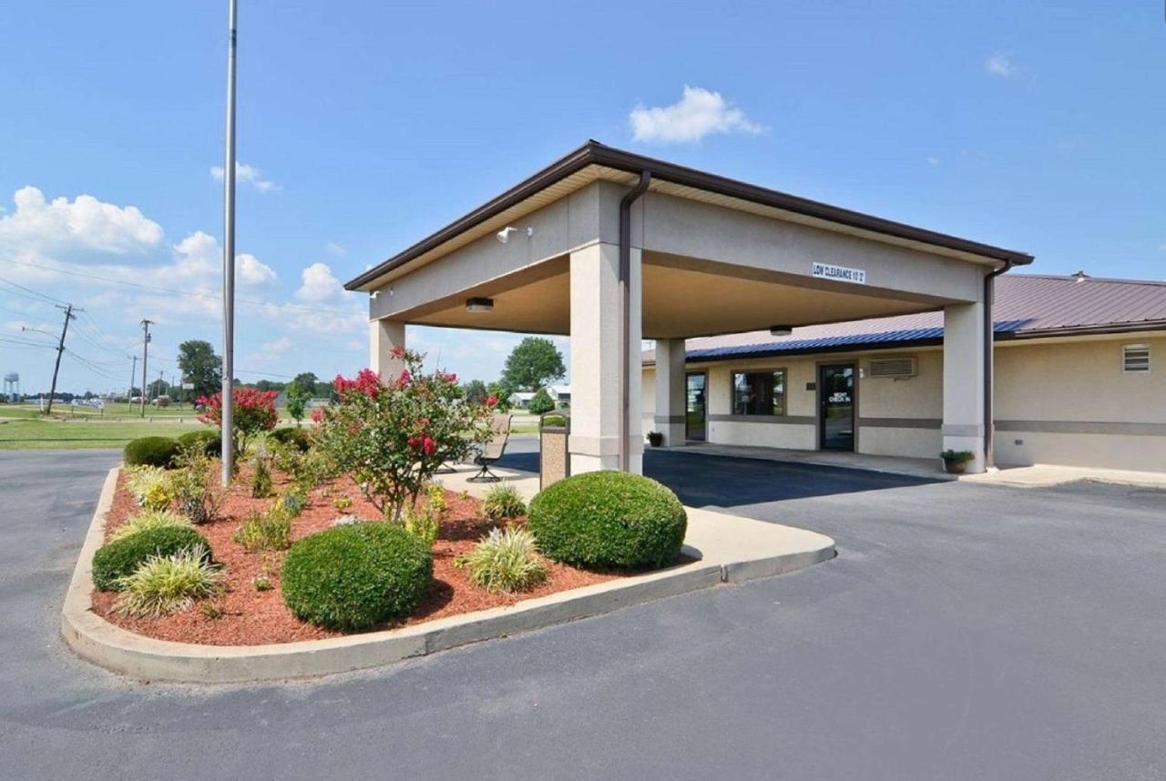 Super 8 By Wyndham Mcgehee Hotel Exterior foto