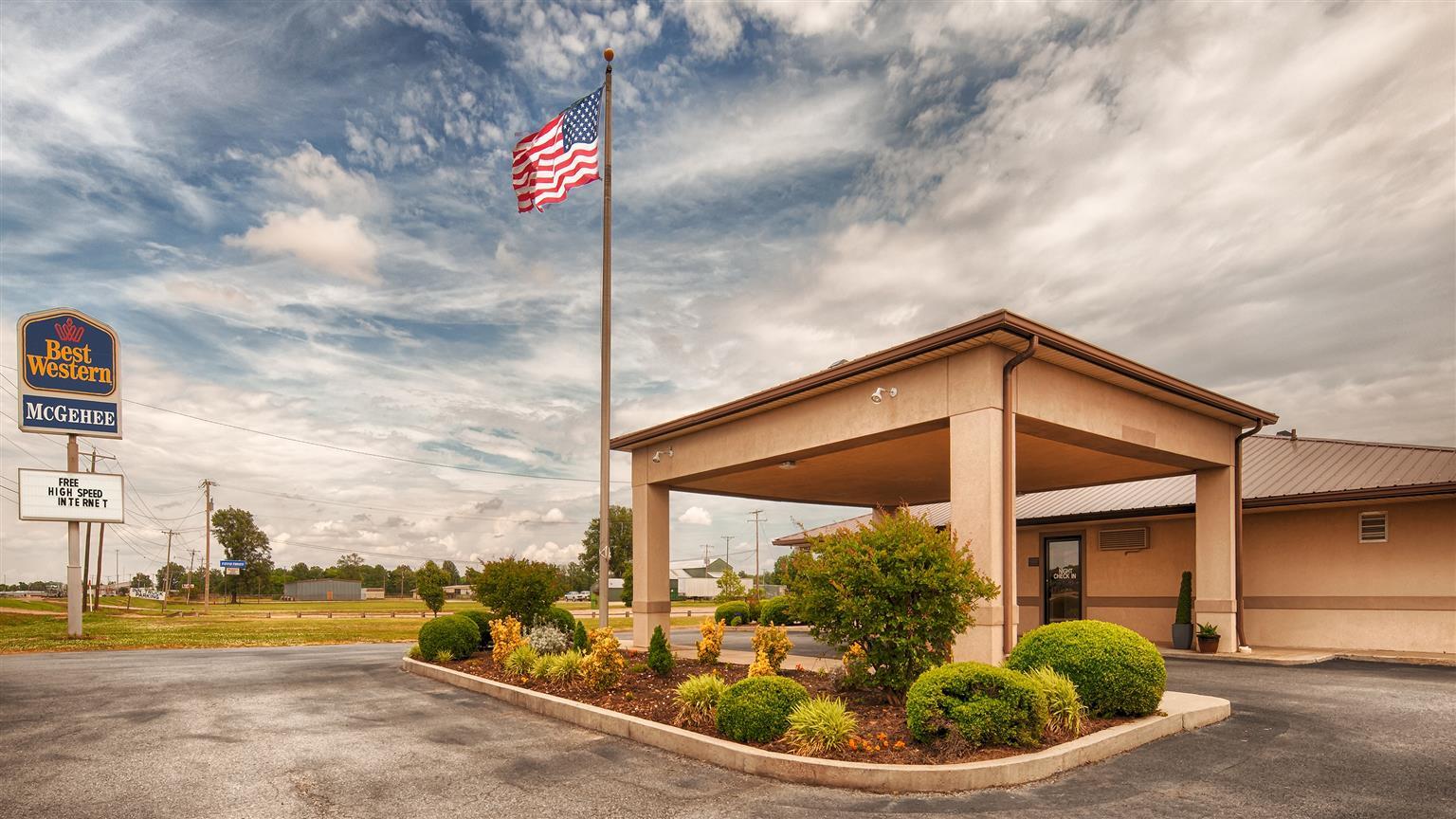 Super 8 By Wyndham Mcgehee Hotel Exterior foto