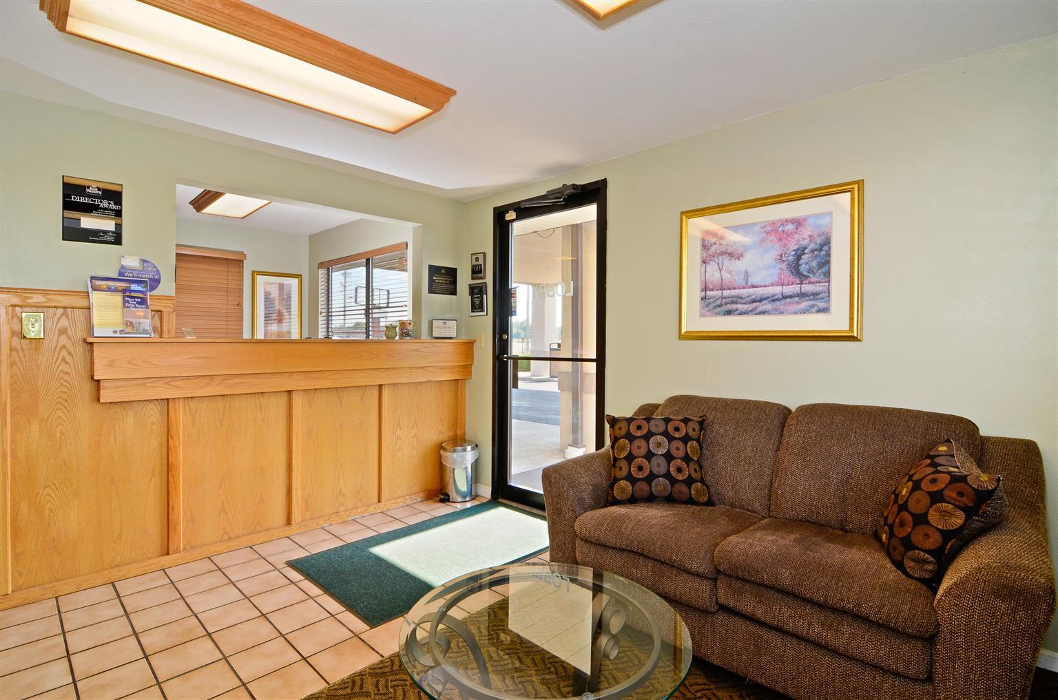 Super 8 By Wyndham Mcgehee Hotel Interior foto