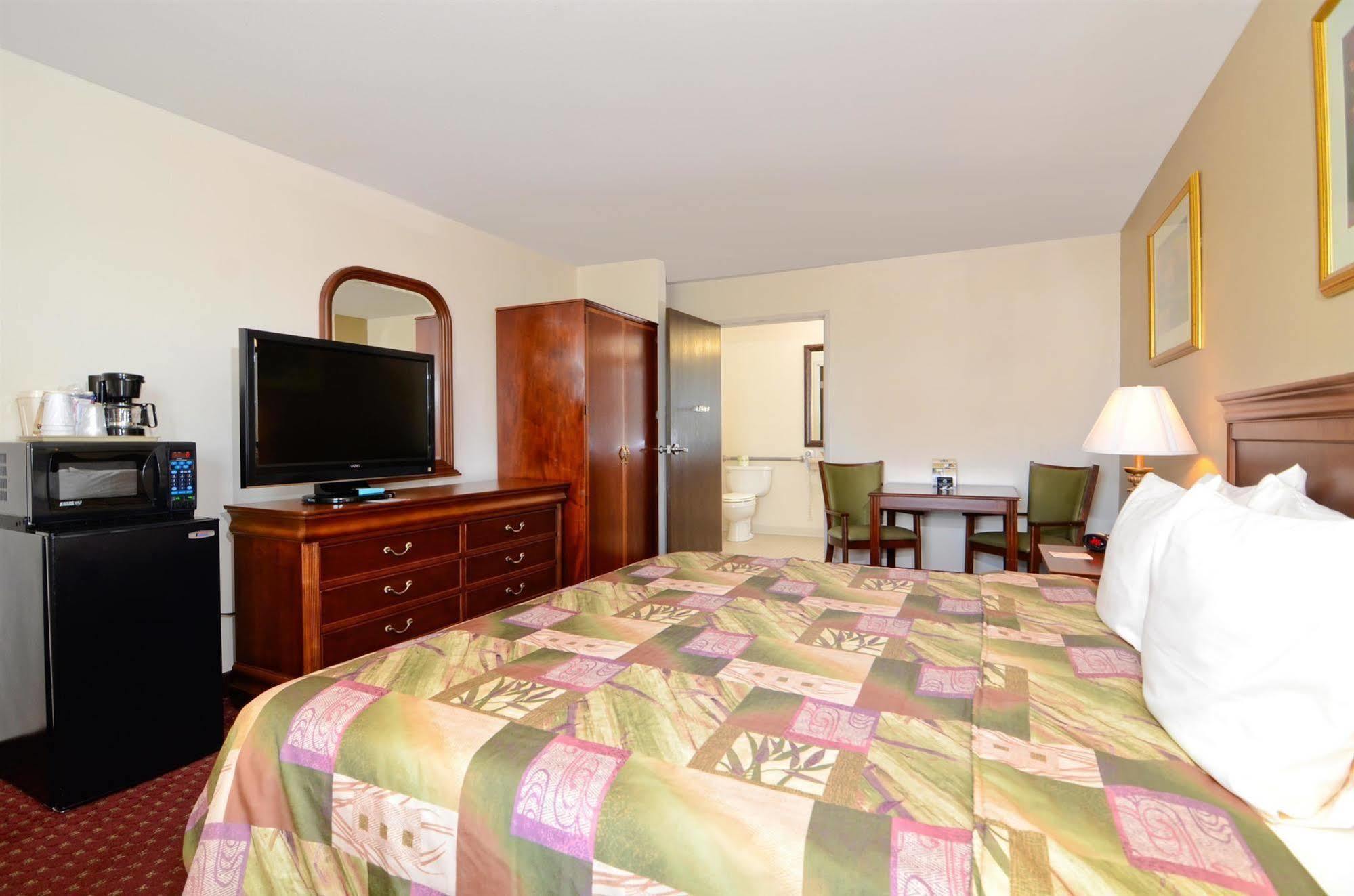Super 8 By Wyndham Mcgehee Hotel Quarto foto